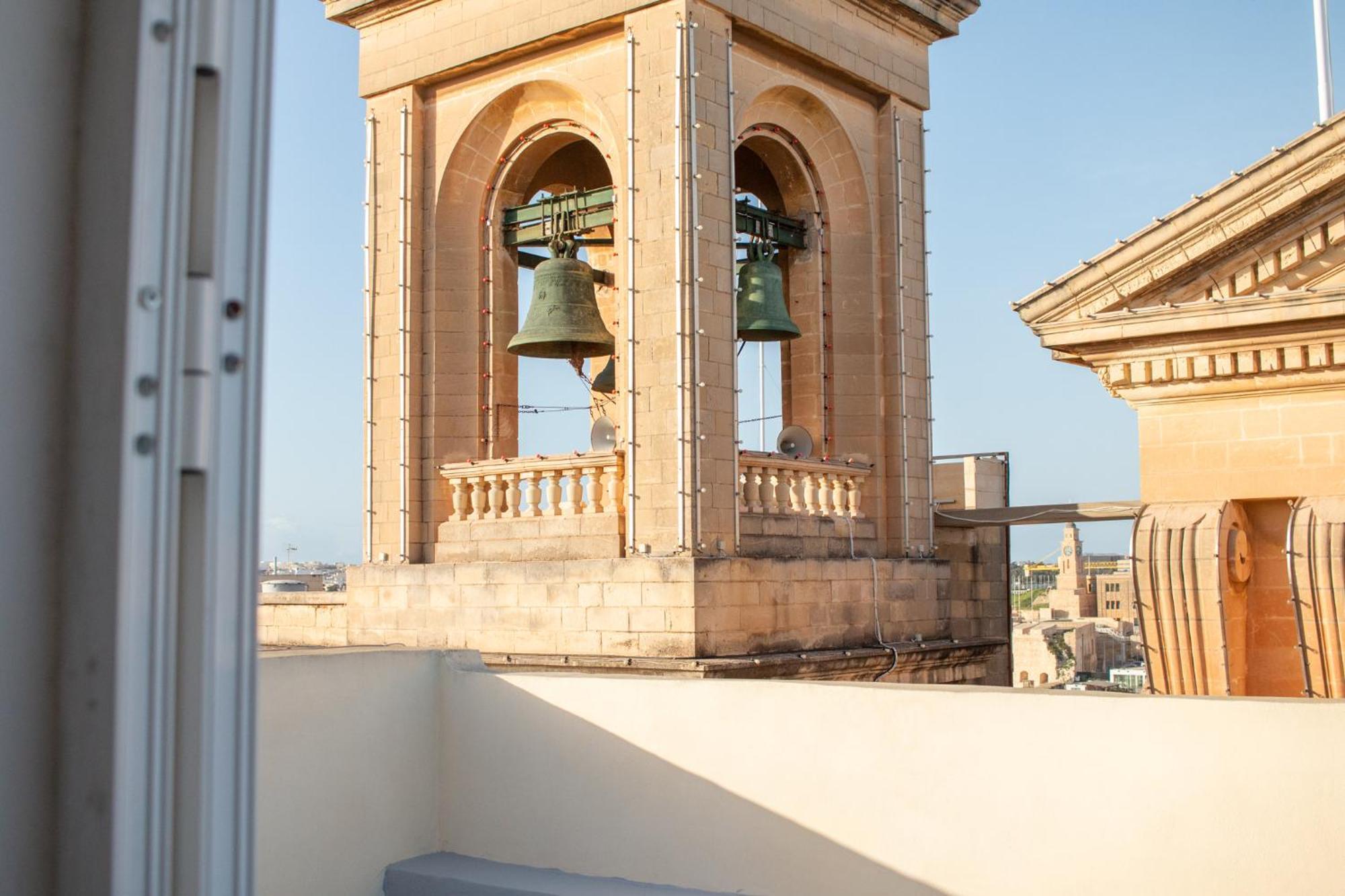 15 Main Gate Aparthotel Биргу Екстериор снимка